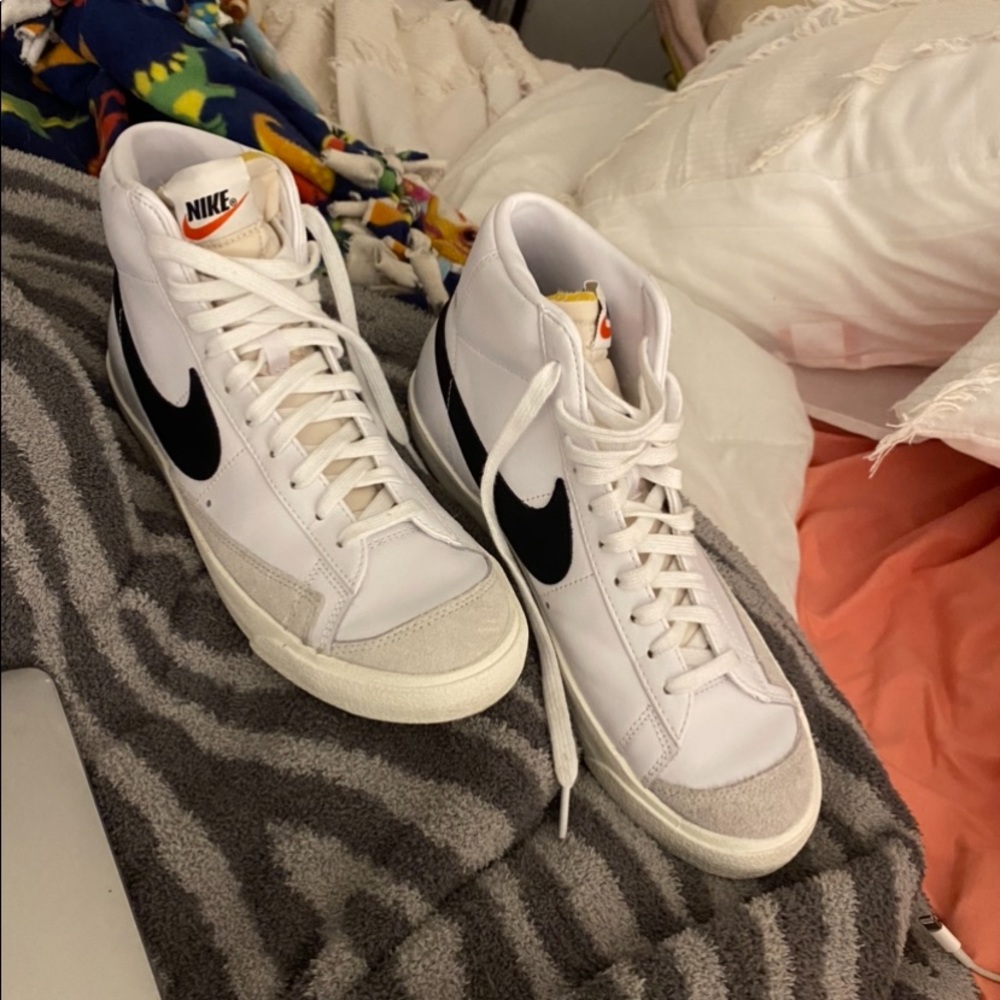 NIKE BLAZERS🔥